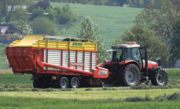kachel_ladewagen
